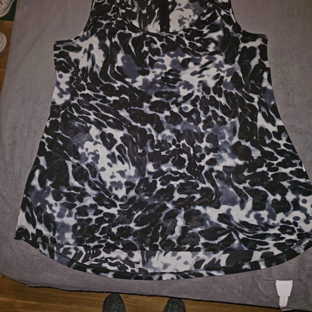 Avenue Monochrome Abstract Tank Top